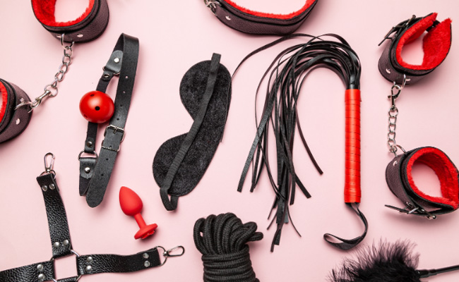 BDSM Toys for Beginners: A Guide for Kink-Curious Couples